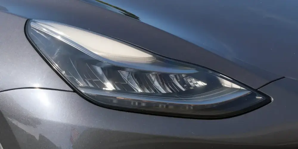 特斯拉 Tesla Model Y Model 3 頭燈召回